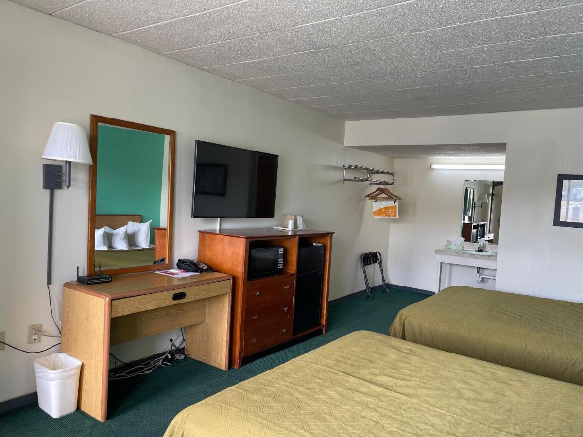 Horseshoe Curve Lodge Алтуна Экстерьер фото